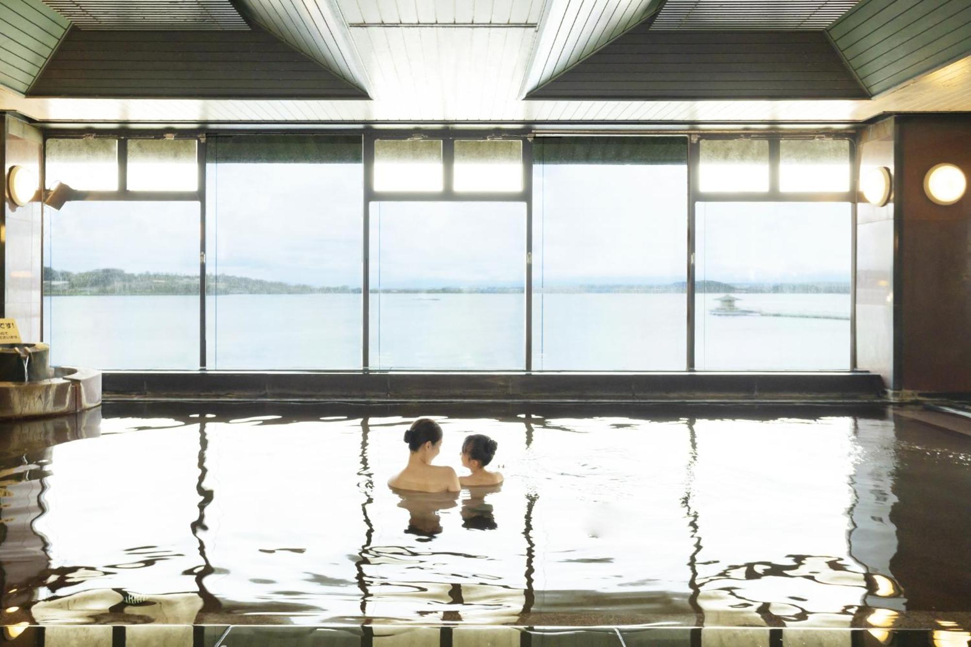 Hotel Ooedo Onsen Monogatari Premium Kaga Maruya Esterno foto