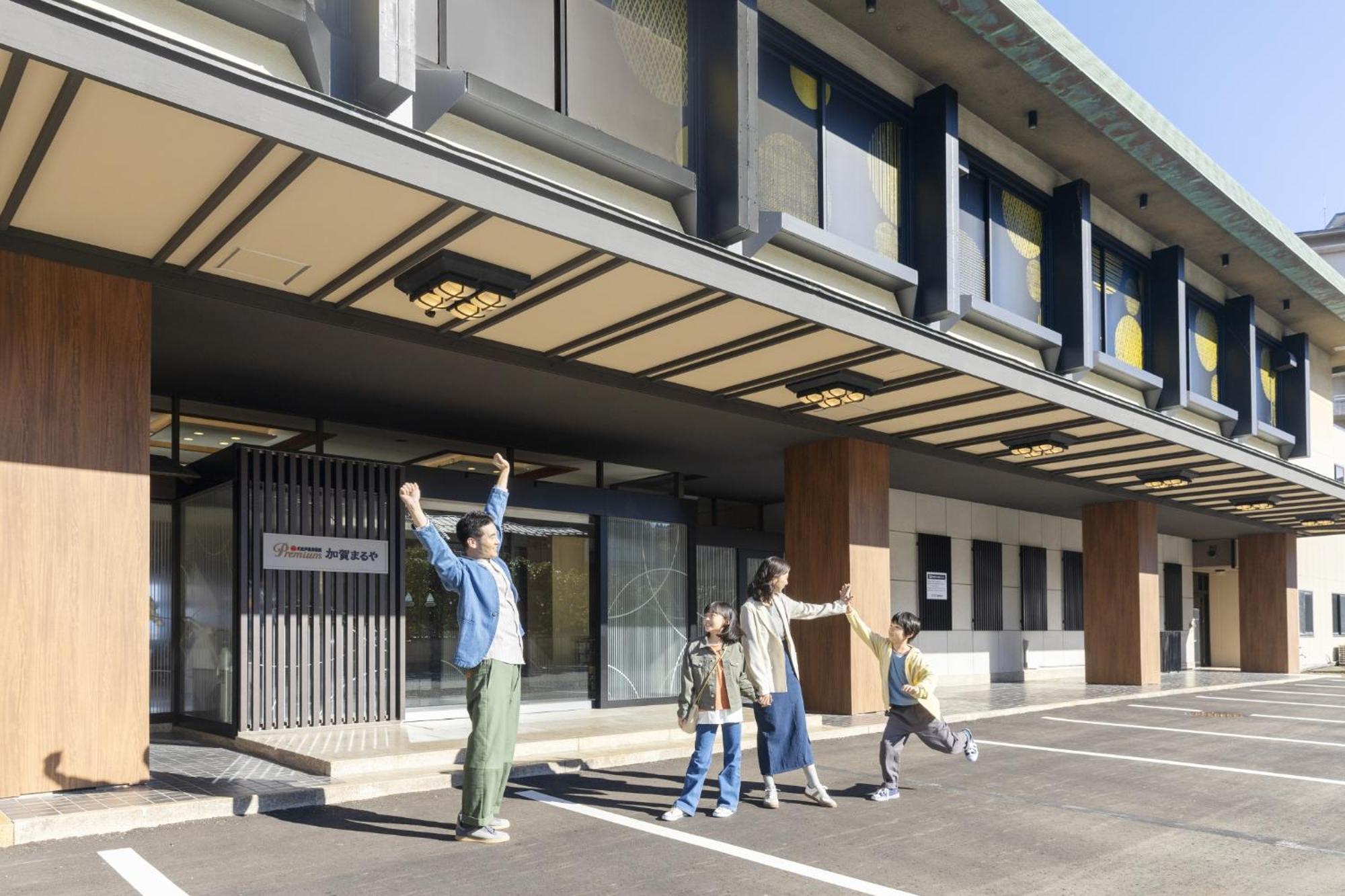 Hotel Ooedo Onsen Monogatari Premium Kaga Maruya Esterno foto