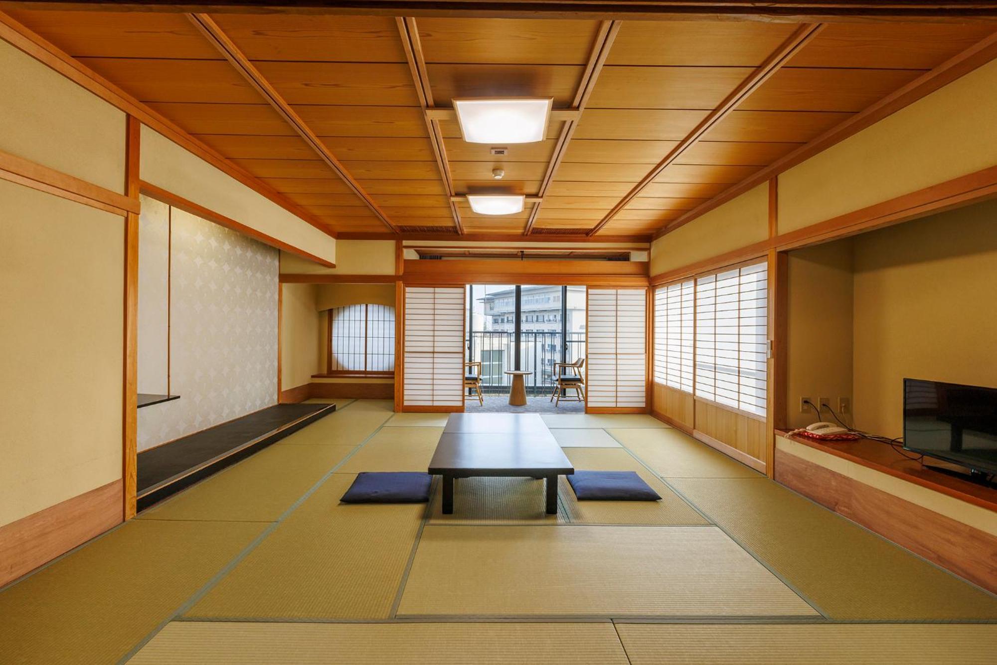 Hotel Ooedo Onsen Monogatari Premium Kaga Maruya Esterno foto