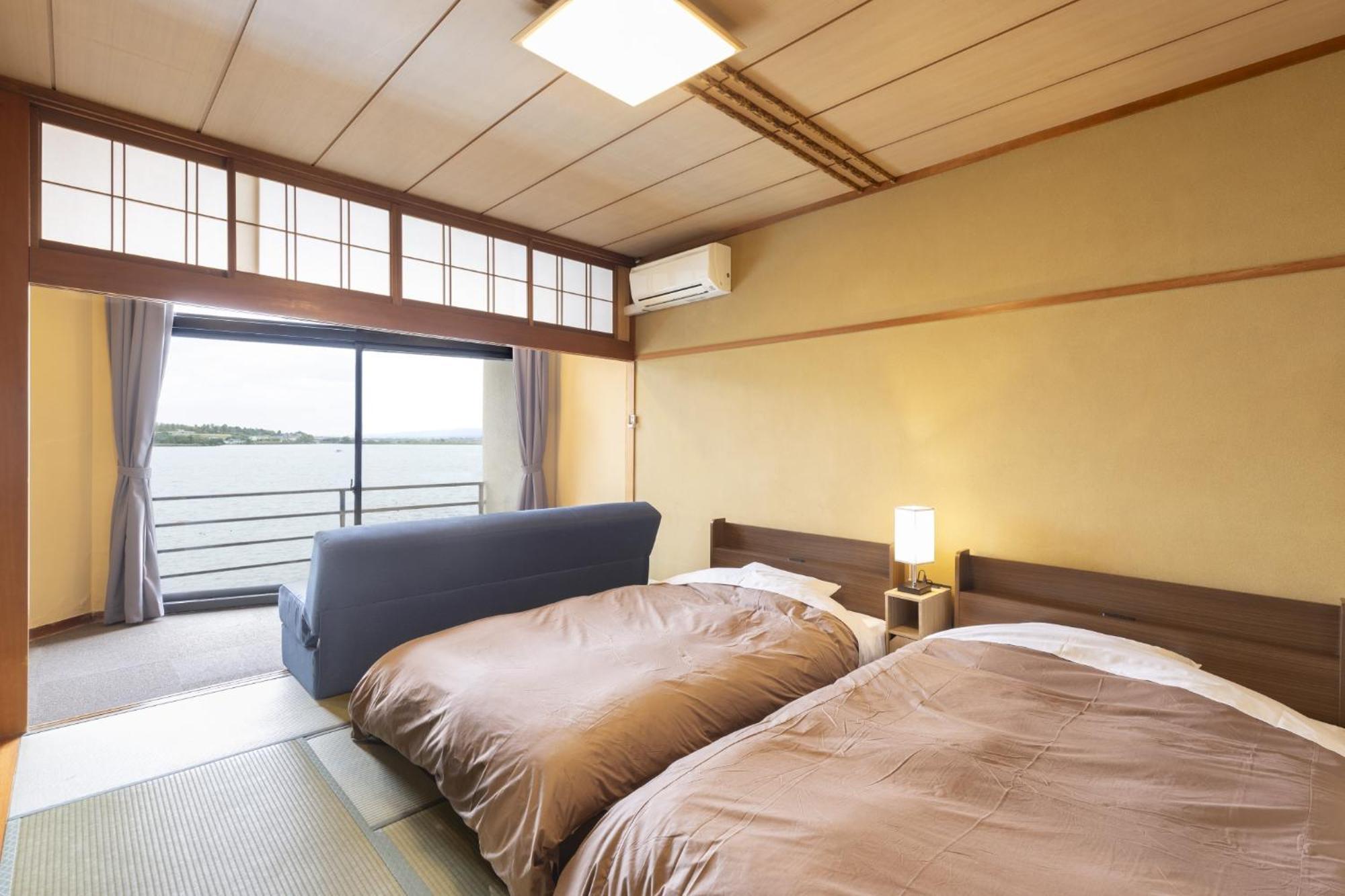 Hotel Ooedo Onsen Monogatari Premium Kaga Maruya Esterno foto